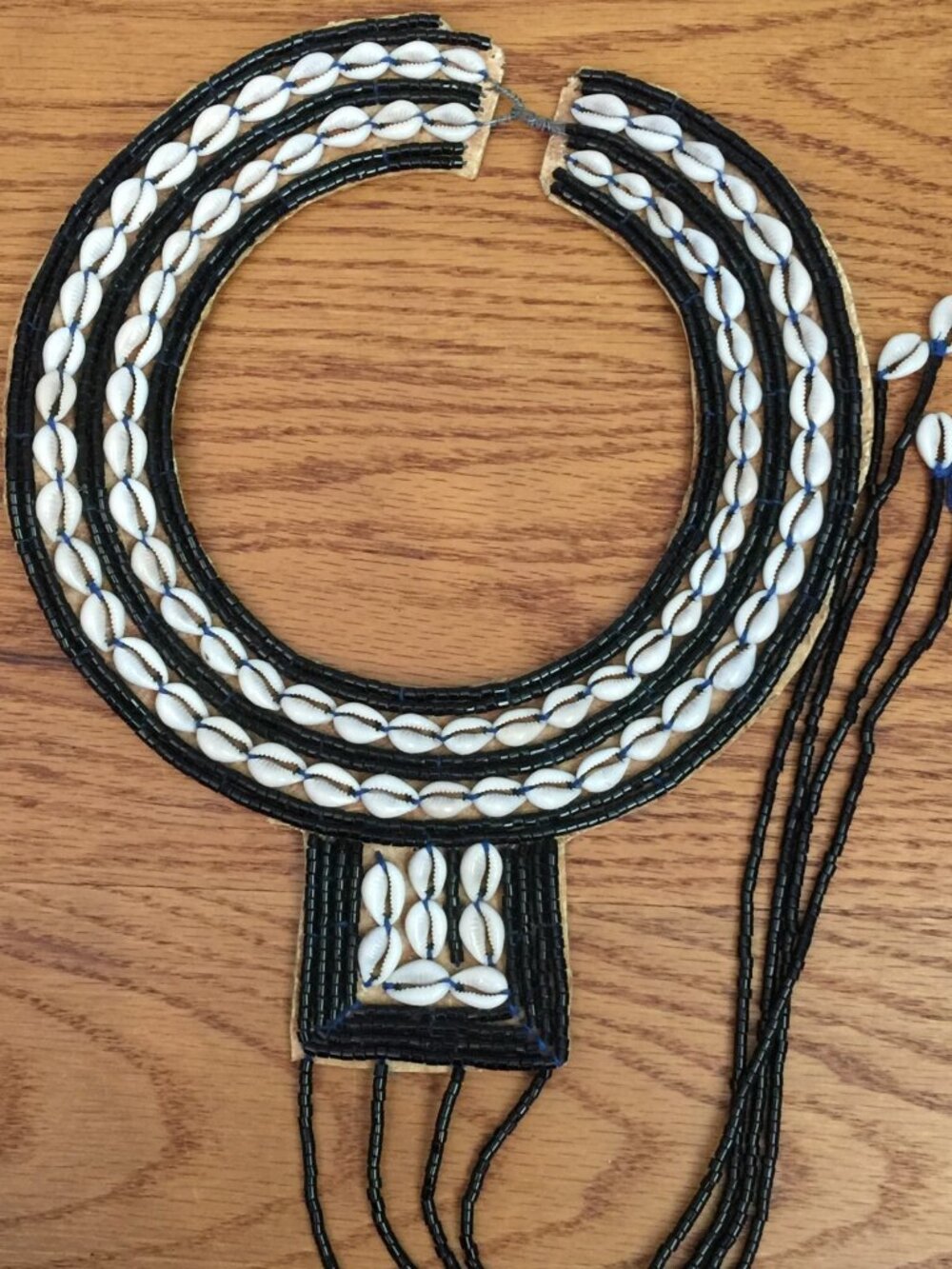 VINTAGE AFRICAN COWRIE BEADED NECKLACE MAASAI COLLAR NECKPIECE MADE IN KENYA